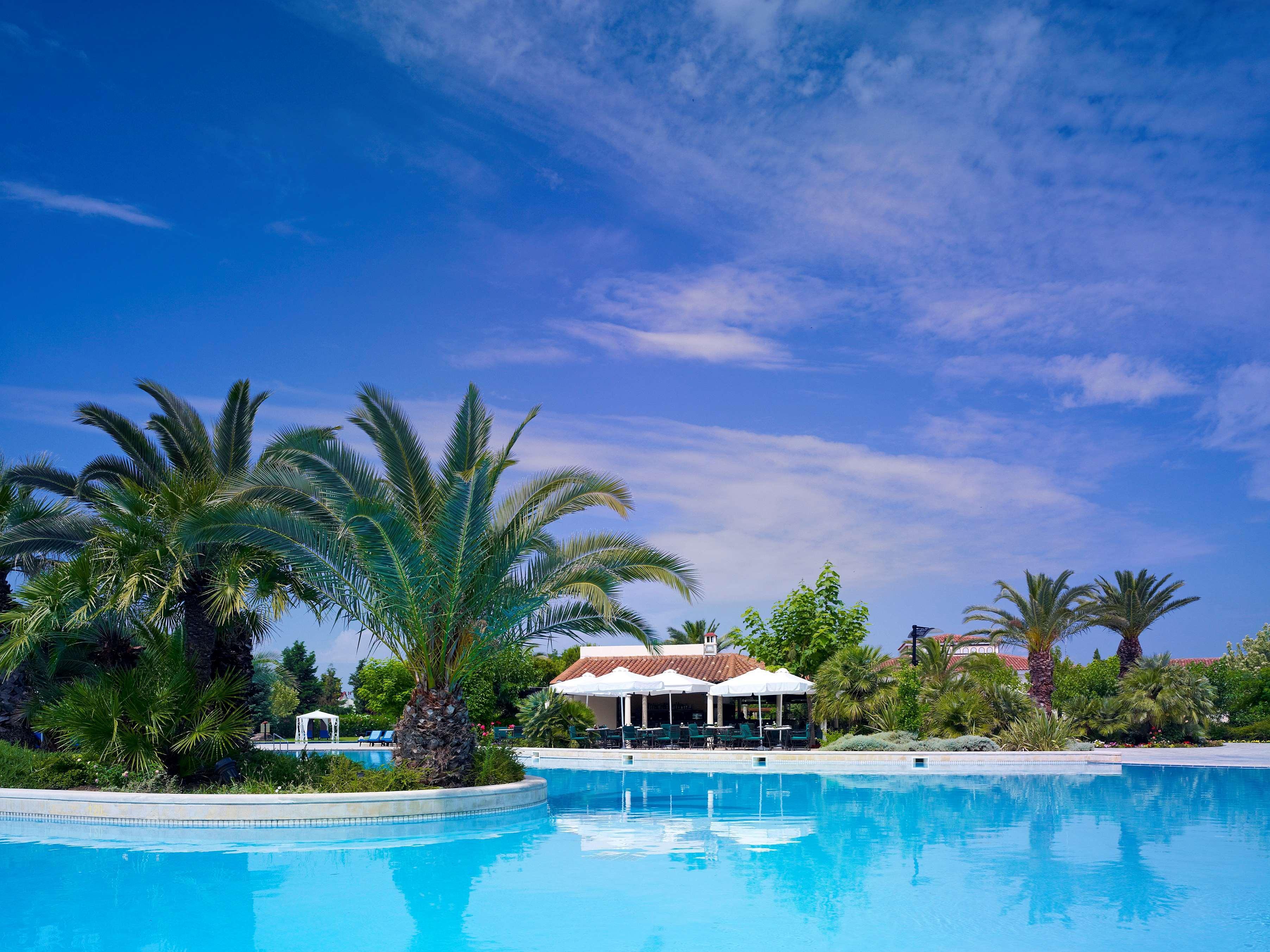 ホテル ハイアット リージェンシー テサロニキ テッサロニキ エクステリア 写真 The pool at the resort